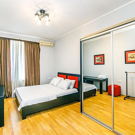 Azneft Royal Suite Apartment Sea View バクー エクステリア 写真