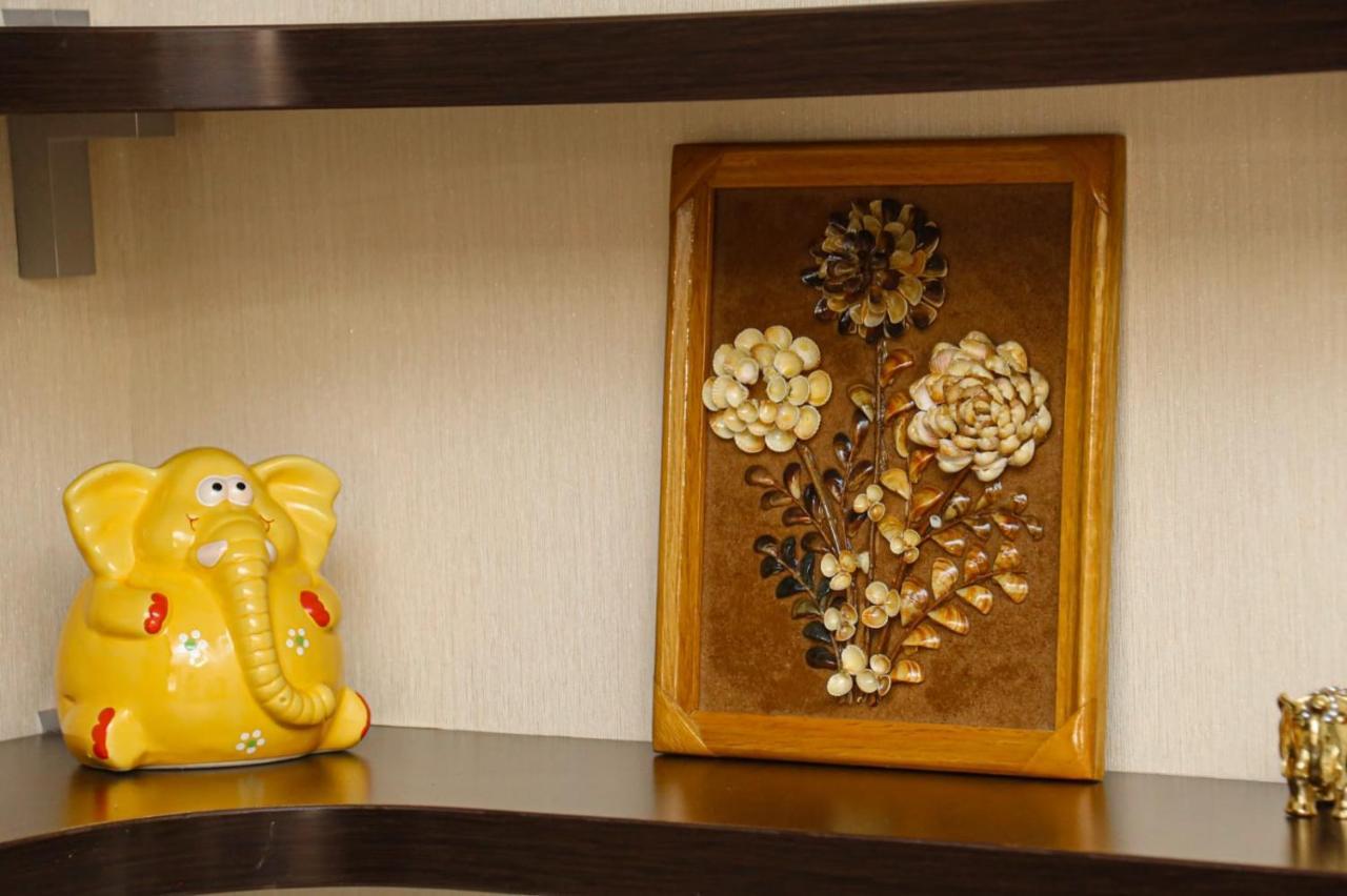 Azneft Royal Suite Apartment Sea View バクー エクステリア 写真