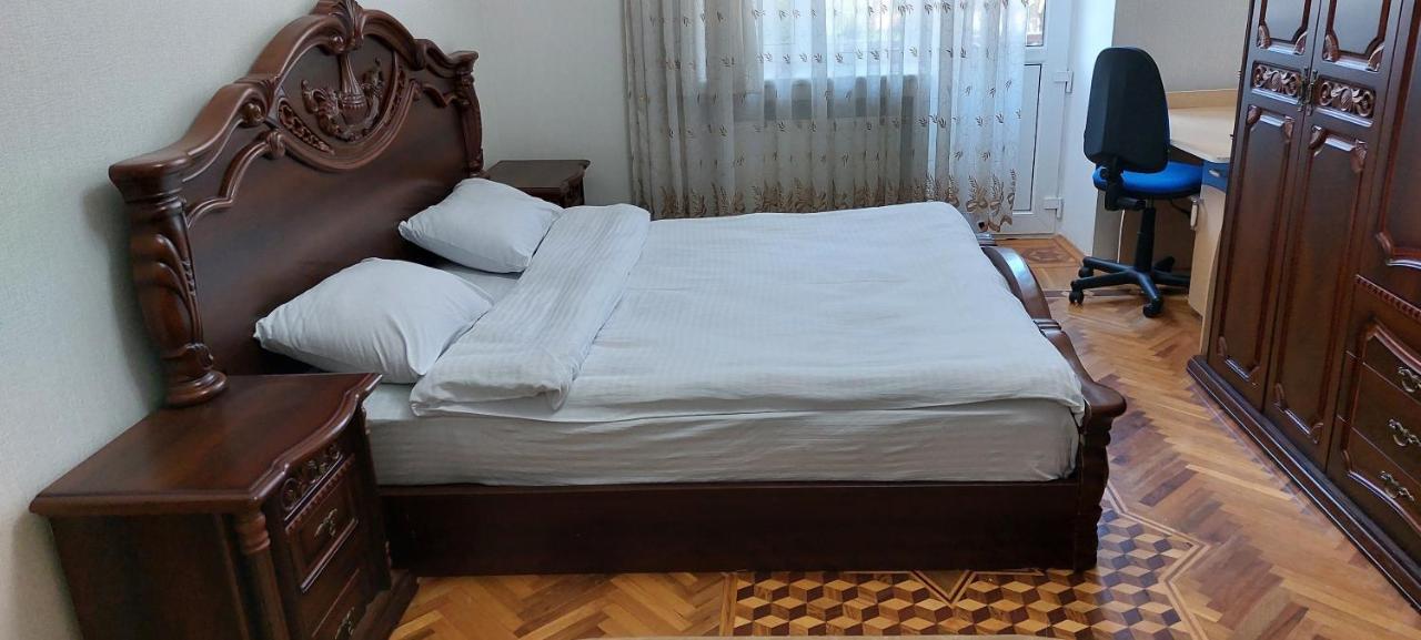 Azneft Royal Suite Apartment Sea View バクー エクステリア 写真