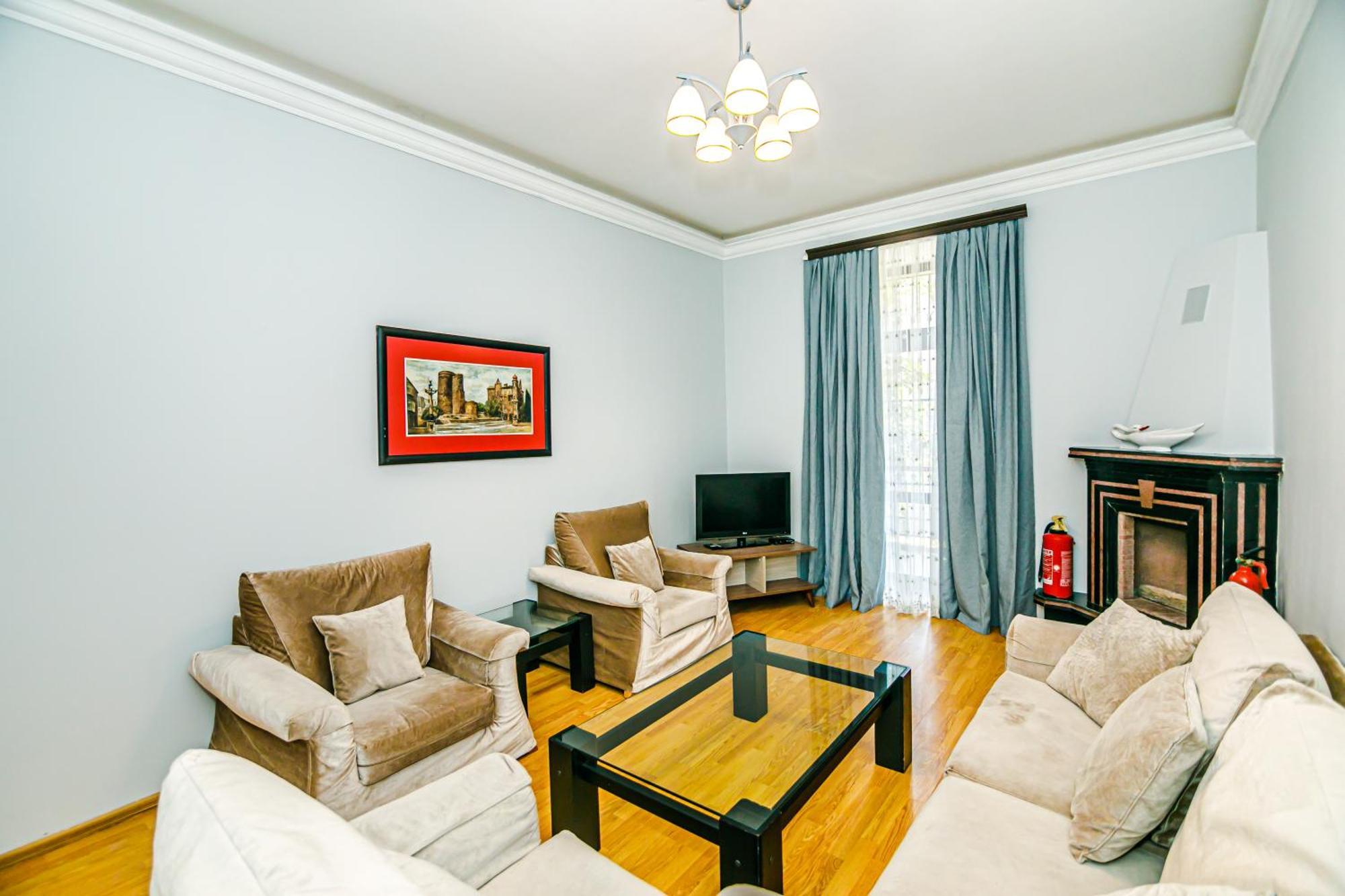 Azneft Royal Suite Apartment Sea View バクー エクステリア 写真