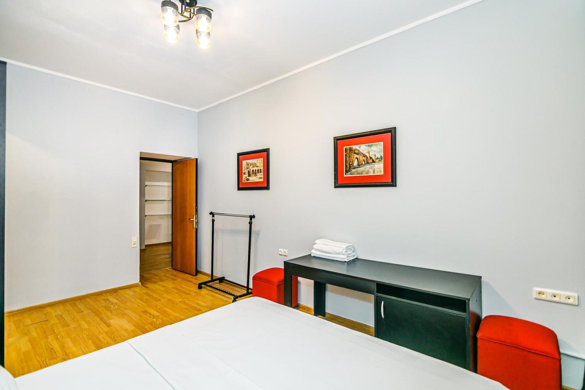 Azneft Royal Suite Apartment Sea View バクー エクステリア 写真
