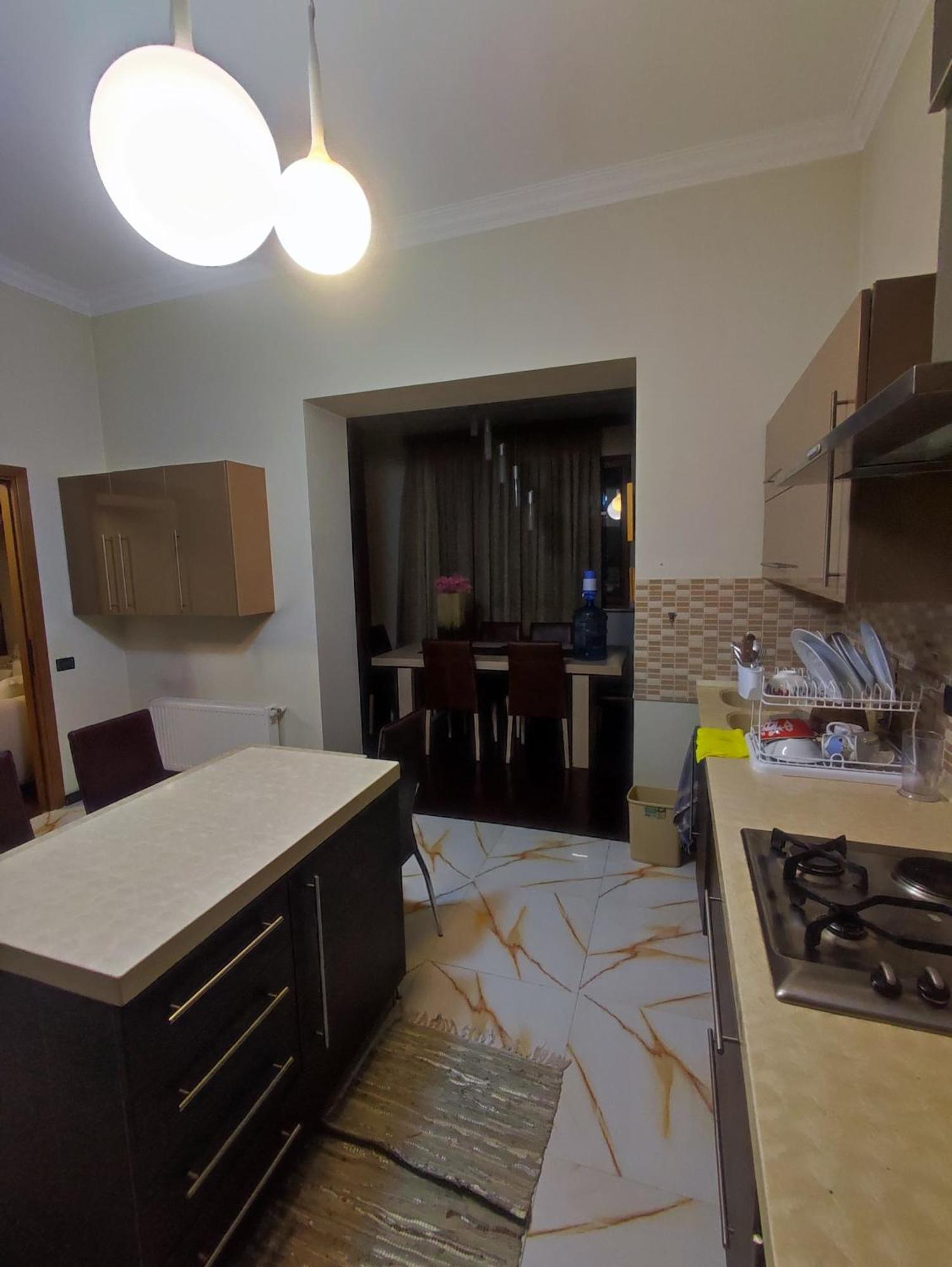 Azneft Royal Suite Apartment Sea View バクー エクステリア 写真